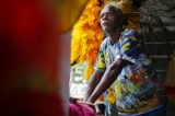 Sem recursos, só o amor salva as escolas de samba do Recife