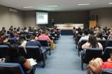 Profissionais e estudantes de saúde discutem terapia intensiva em evento do HU-Univasf