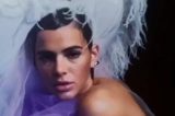 Ostentando marquinha de biquíni, Bruna Marquezine posa nua