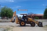 Máquina da Prefeitura de Uauá é abandonada no meio do tempo Máquina da Prefeitura de Uauá é abandonada no meio do tempo