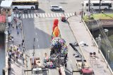 Galo começa a ser montado na Ponte Duarte Coelho, alterando trânsito no Centro