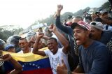 Fronteira entre Colômbia e Venezuela é palco de confrontos