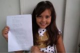 Menina de 10 anos faz poema para os bombeiros de Brumadinho e teme barragem na cidade onde vive