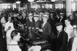 Como lei de 100 anos atrás ainda influencia relação dos americanos com o álcool