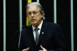 Presidente do PSL afirma que denúncias sobre “laranjas” são pequenas e não merecem comentários