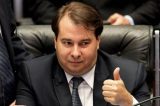 Rodrigo Maia acena a governadores do Nordeste