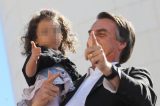 Bolsonaro agita os quarteis