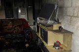 Homem é abandonado por esposa e coloca fogo na própria casa