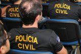 Aprovados em concurso das polícias Civil e Científica fazem protesto Aprovados em concurso das polícias Civil e Científica fazem protesto