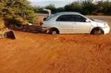 Corolla é encontrado abandonado em Petrolina