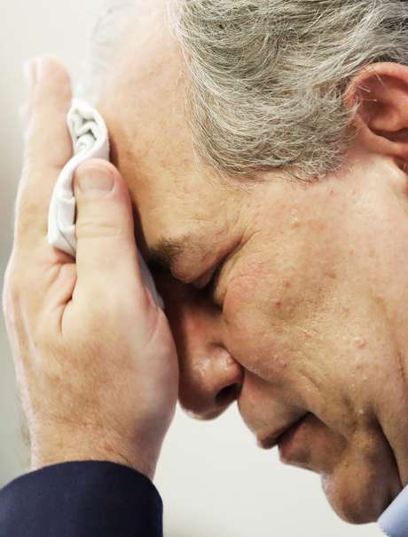 Ciro Gomes entre a esquerda e a direita Jornal A o Popular