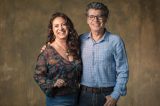 Ex-casal na vida real, Eliane Giardini e Paulo Betti vivem par romântico novamente