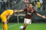 Arão se aproxima de 200 jogos no Flamengo e recupera confiança com Abel, depois de 2018 na reserva