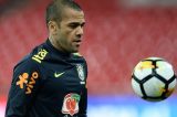 Neymar perde faixa de capitão da seleção brasileira para Daniel Alves