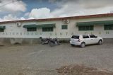 Criança morre atingida por bala perdida em execução de dois homens