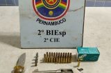Petrolina: Polícia prende casal suspeito por porte ilegal de arma de fogo