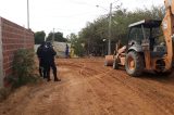 Prefeitura de Petrolina retira muro irregular construído em via da Agrovila Massangano