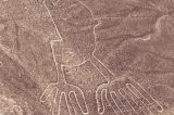 A surpreendente identidade das aves gigantes desenhadas no chão em Nazca, no Peru