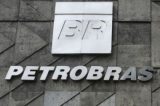 Bolsonaro: Petrobras não vai mexer no preço dos combustíveis