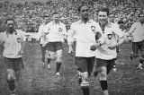 Do primeiro título ao preconceito explícito, Copa América cravou mancha do racismo na camisa da seleção