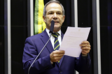Deputado do PSL propõe acabar com aulas obrigatórias em autoescolas Deputado do PSL propõe acabar com aulas obrigatórias em autoescolas