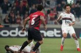 Flamengo de Jorge Jesus exige mais de medalhões, e Arão volta a ser ponto de equilíbrio