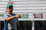 Entre elogios e críticas no Fluminense, Diniz tem ‘dia D’ contra Peñarol