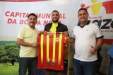 Presidente da Juazeirense encontra Daniel Alves e revela história curiosa sobre o craque