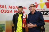 Zó se encontra com Daniel Alves em Juazeiro