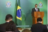 Governo quer autonomia para gerir doações para Amazônia