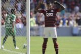 Xodó de Jesus, Vitinho deixa lesões para trás para se reafirmar no Flamengo