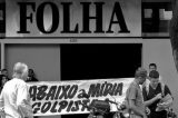 Josias de Souza iguala respeito à democracia de Bolsonaro a de Lula e leva invertida de Gregório Duvivier