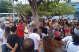 [Vídeo] Professores ocupam praça da cidade no segundo dia de protesto em Juazeiro