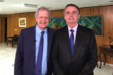 Chapa branca: Bolsonaro diz que vai dar entrevista para Augusto Nunes porque eles “têm uma posição muito parecida”