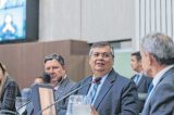 Flávio Dino aponta crise de legitimidade e defende união de PT e PDT