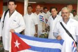 Cuba decide retirar médicos da Bolívia após detenção de profissionais