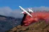 Avião que combatia incêndios na Austrália cai e mata três