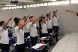 Estudantes de colégio particular em Recife fazem saudação nazista em sala de aula Estudantes de colégio particular em Recife fazem saudação nazista em sala de aula