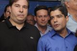 Rodrigo Maia recebe pedido de impeachment de Bolsonaro com 1 milhão de assinaturas