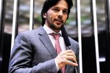 “Ninguém aguenta brigas todos os dias”, diz ministro sobre novo tom de Bolsonaro