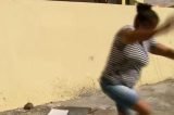 Rato invade reportagem ao vivo de jornal da Globo e rouba a cena
