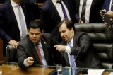 Enquanto brasileiros sofrem com pandemia, deputados e senadores recebem antecipação do 13º