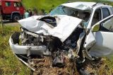 Veículo atinge grupo de 30 motociclistas e deixa três mortos em Água Preta, Mata Sul de PE Veículo atinge grupo de 30 motociclistas e deixa três mortos em Água Preta, Mata Sul de PE