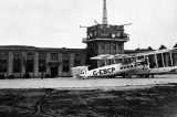 A curiosa história da primeira torre de controle para aviões – erguida há 100 anos
