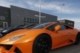 Empresário pede empréstimo para pagar funcionários e compra Lamborghini