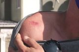 VÍDEO: Pai é agredido pela Guarda Municipal de Camaragibe enquanto brincava na praça com filho VÍDEO: Pai é agredido pela Guarda Municipal de Camaragibe enquanto brincava na praça com filho