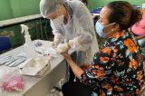 Mais de 10 mil estudantes, professores e servidores de 13 escolas farão testes de Covid-19