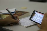 Uso de celular em salas de aulas proibidos