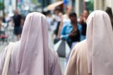 Justiça Federal vai julgar se freiras podem usar véu em foto da CNH