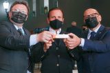 Governo federal não liberou verba para a vacina CoronaVac, diz secretário Governo federal não liberou verba para a vacina CoronaVac, diz secretário